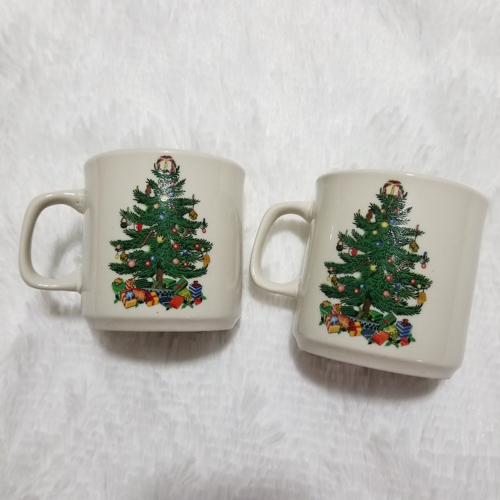 Badcock Christmas Tree Mug